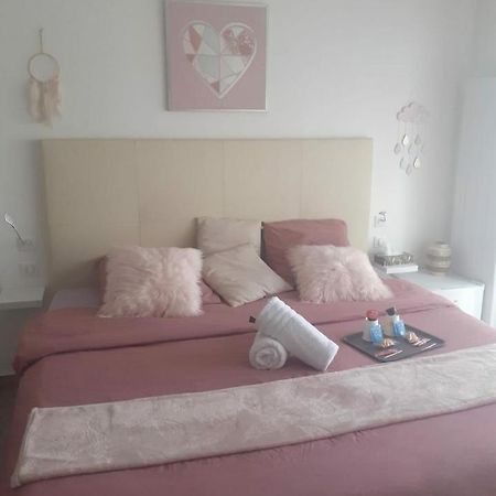 Love Room Seduction Tremblay-en-France Zewnętrze zdjęcie